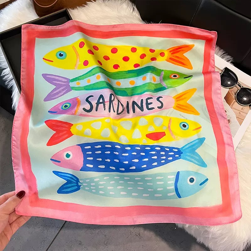 ファッション魚柄スクエアシルクヘッドスカーフ女性エレガントヒ - Silk Neck Scarf のレビューと価格